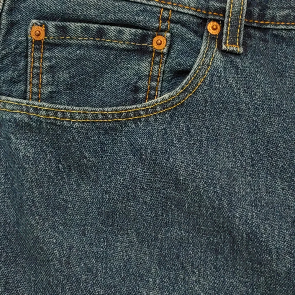 Levi's Men's 550 Relaxed 46W 29L Fit Jeans